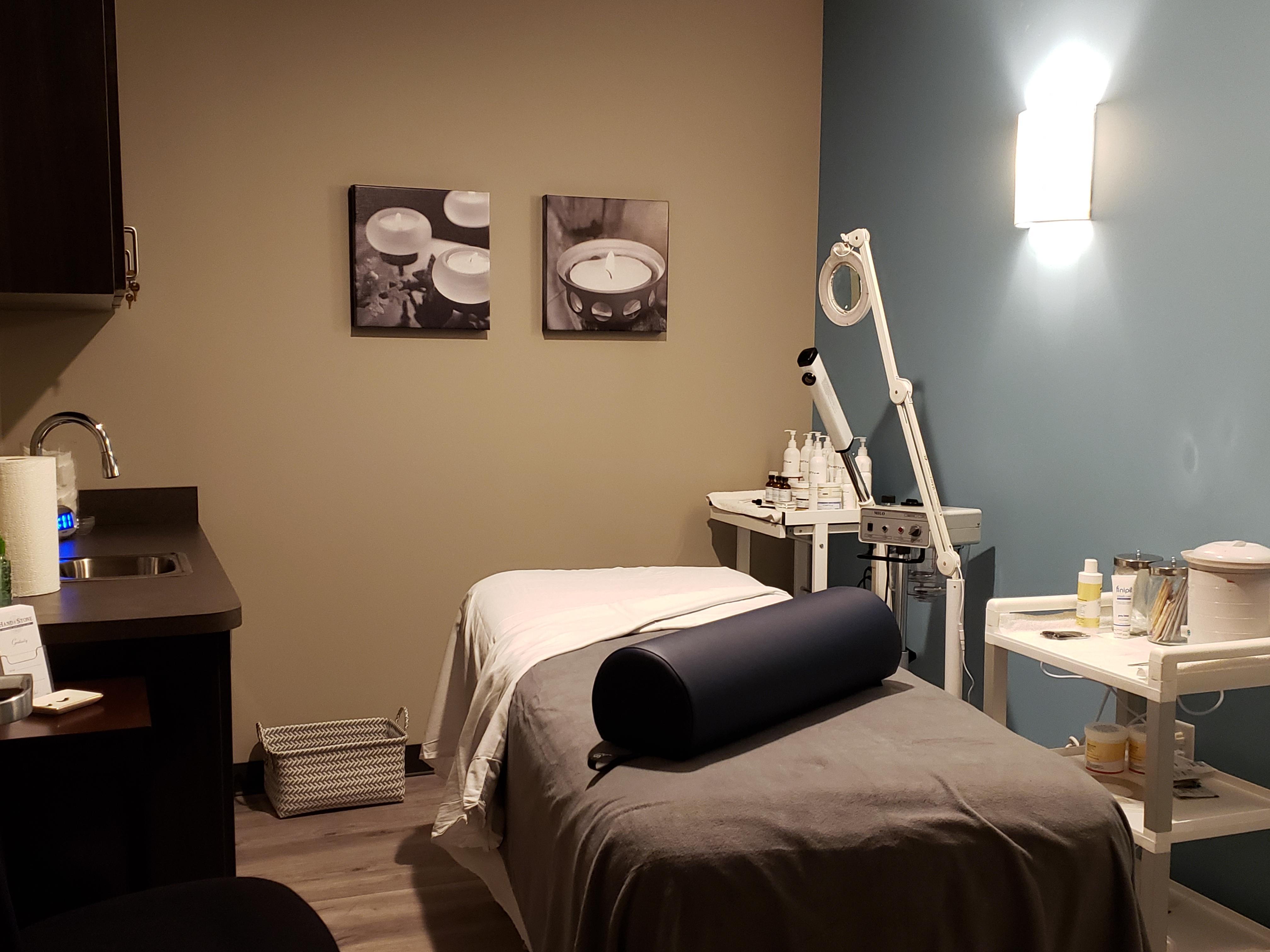 Massage & Facial Spa in Pittsburgh PA | Hand & Stone