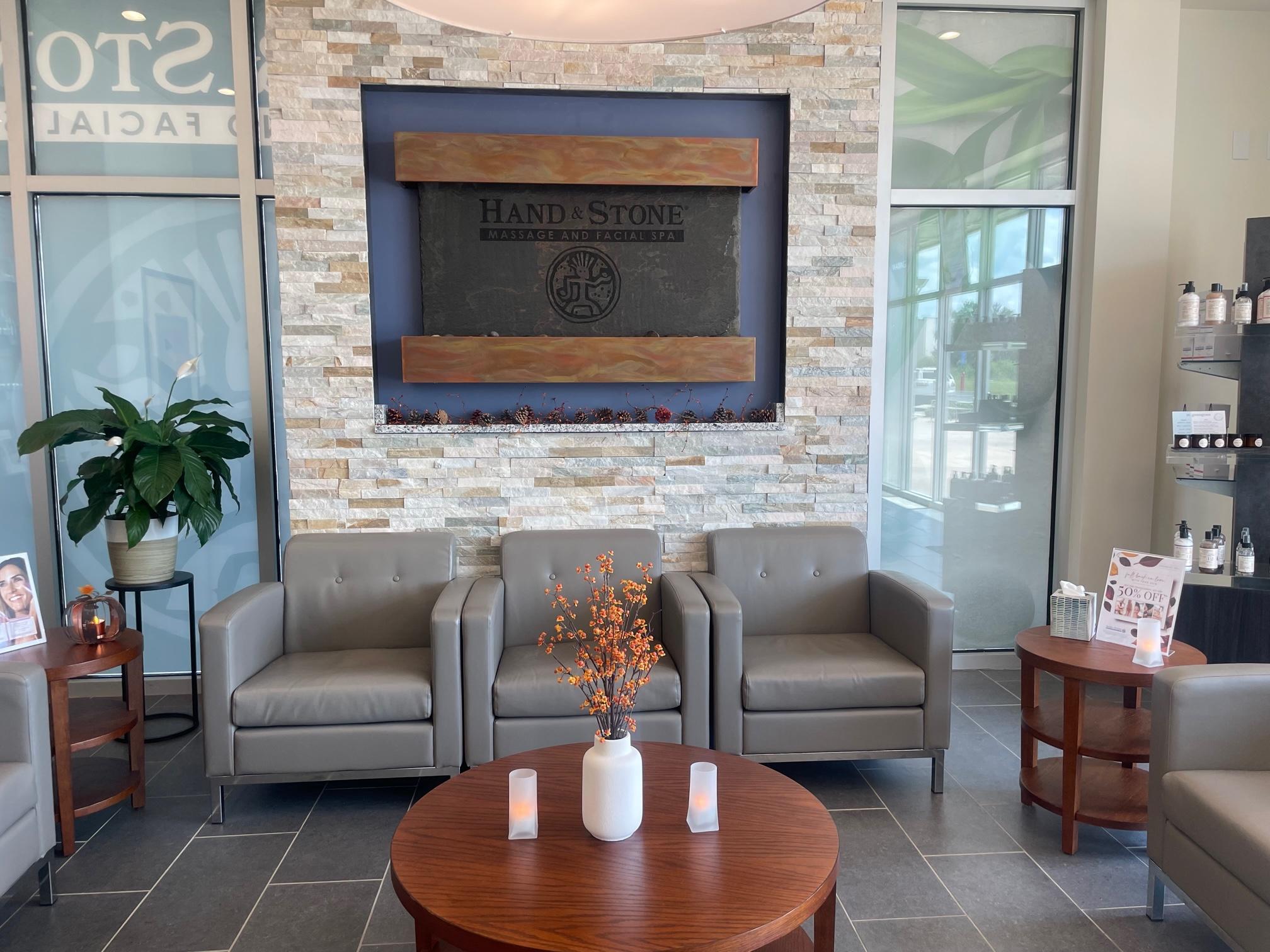 Massage Therapist Mobile, AL Massage Therapist 36606 Hand And Stone Massage And Facial Spa