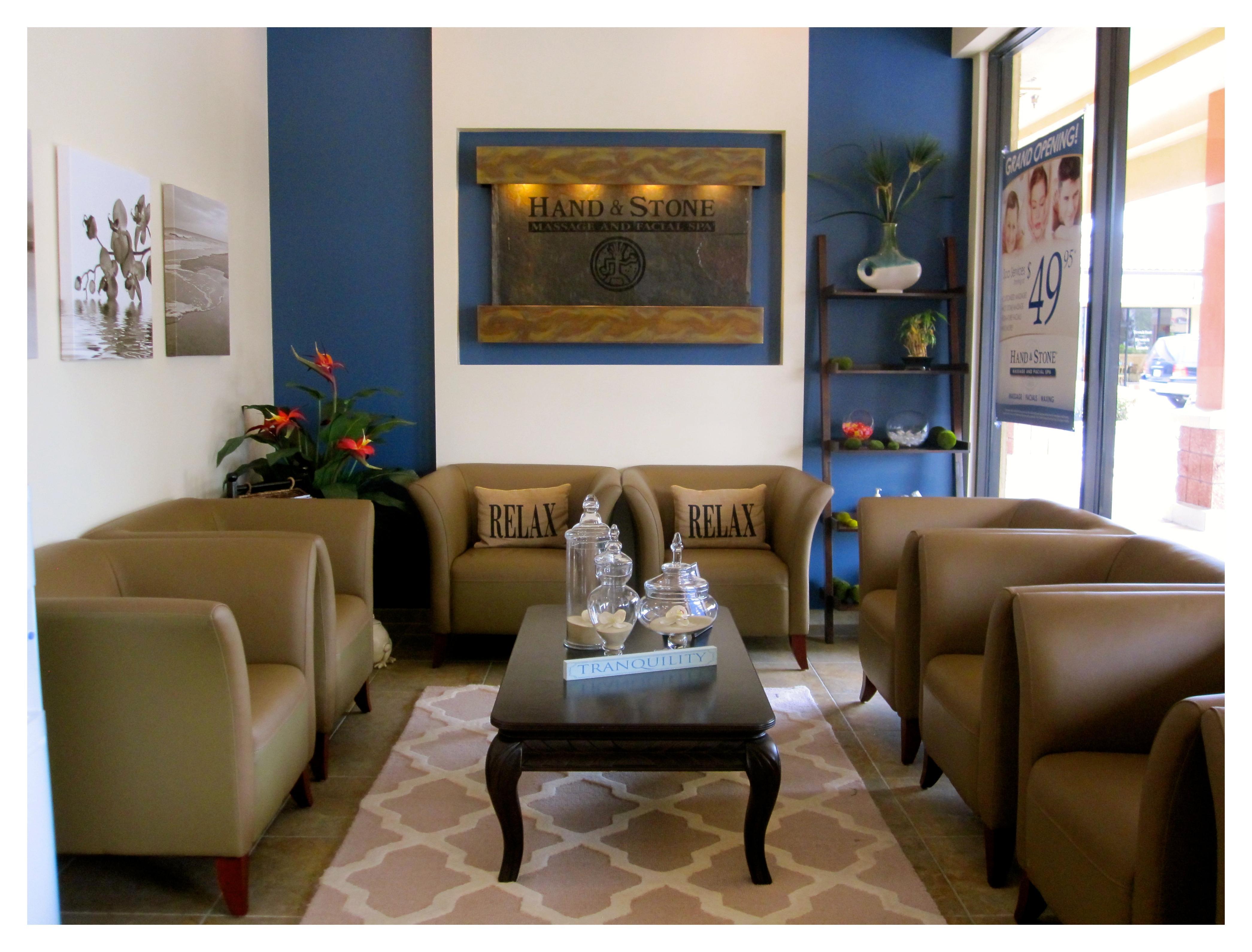 Jupiter, FL Massage Therapist Jupiter, FL Massage Therapist Hand