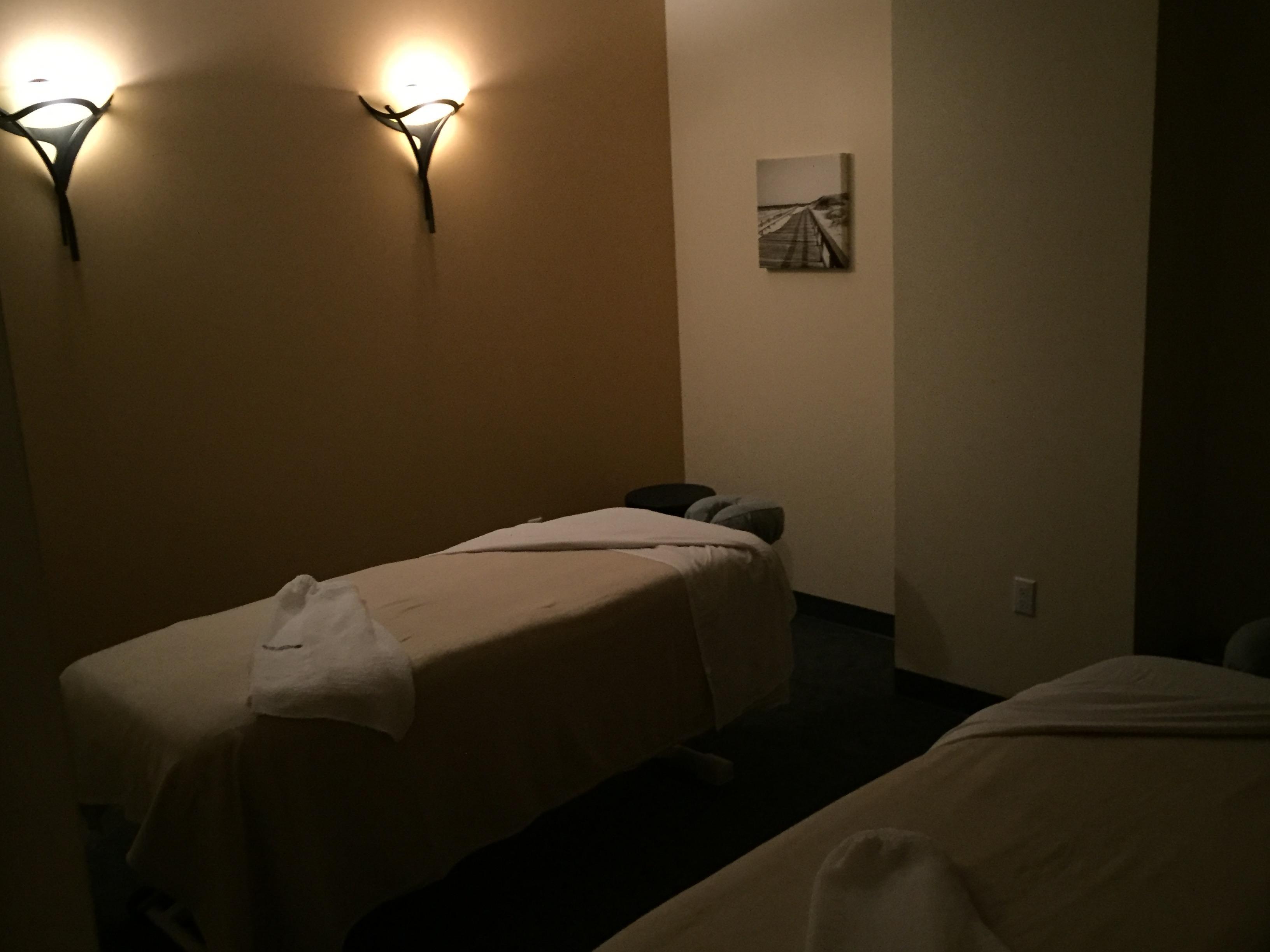 DiamondGlow® Facial in Mamaroneck, NY 10543 Massage Therapist